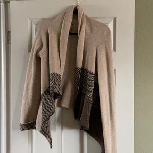 A. IDA Size Large Italian Cardigan